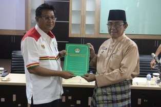 Wardan Teken MoU Dengan UR 